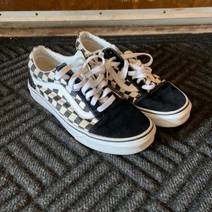 checkerboard old skool vans